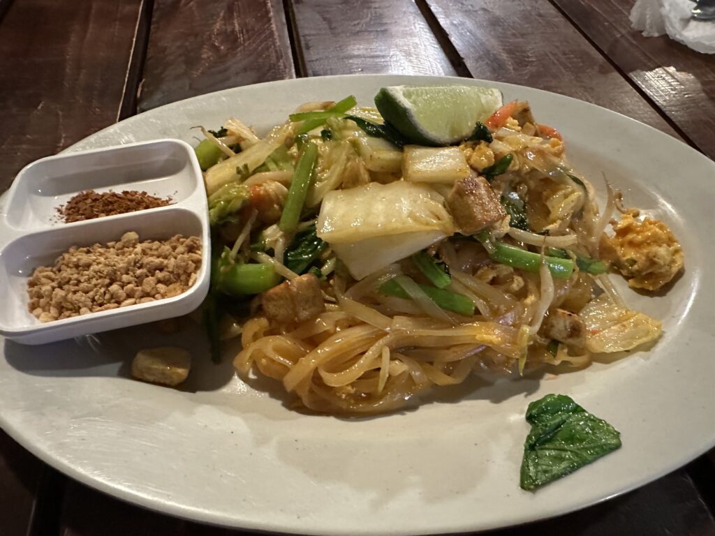 Pad Thai mangé dans un petit resto à Langkawi