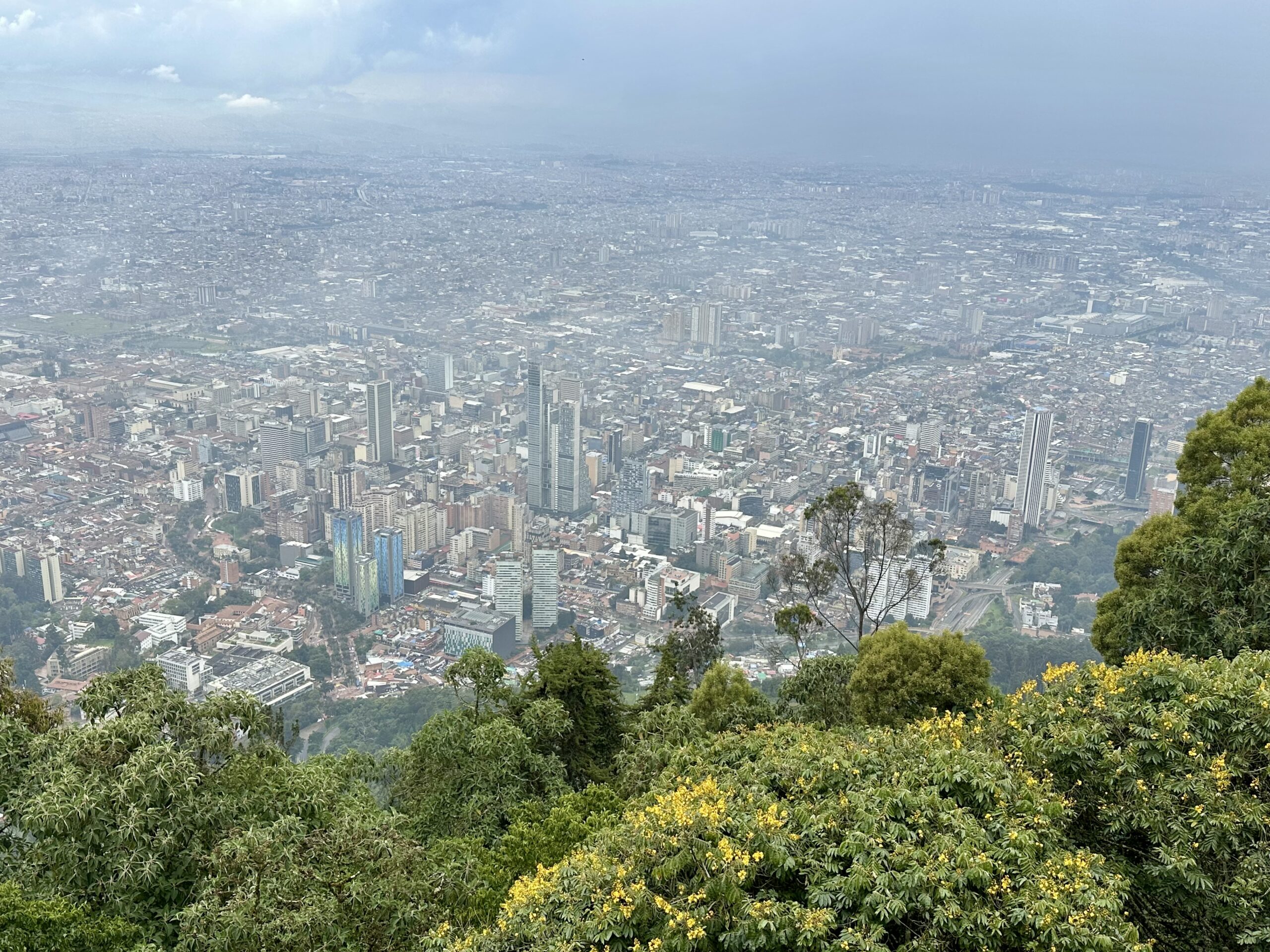 Vue sur Bogota depuis Monserate