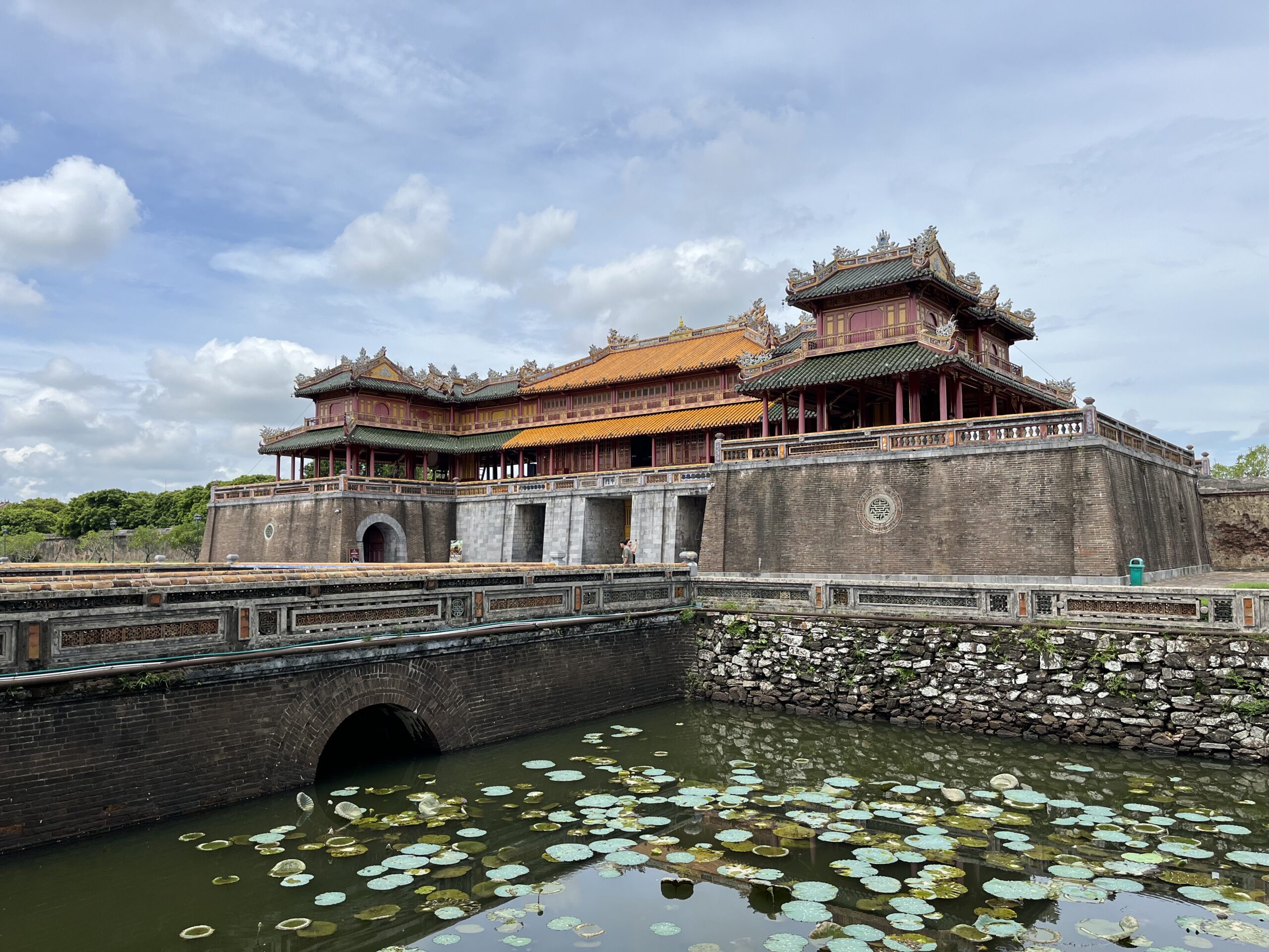 Visiter Hué au Vietnam : que faire & conseils pratiques Edifice de la Cité Impériale de Hué
